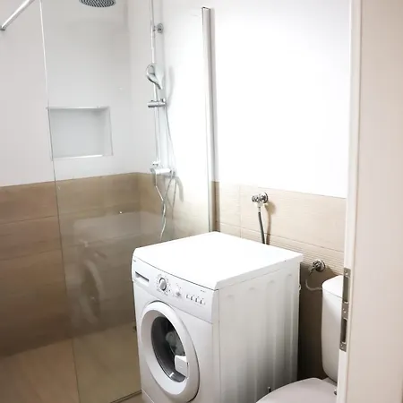 公寓 Ivoni Seaview *