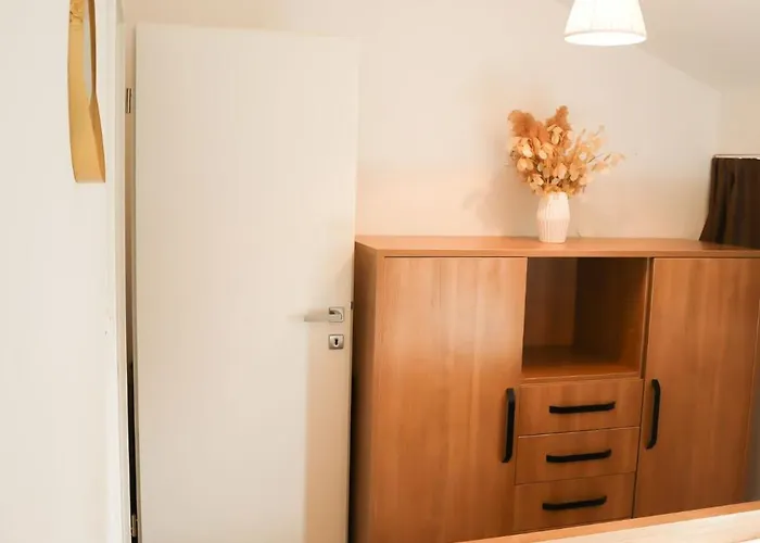 Apartament Ivoni Seaview *