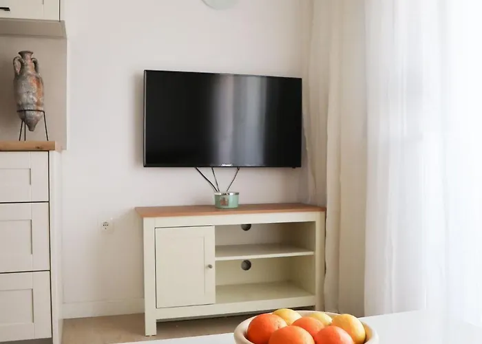 Ivoni Seaview Apartament