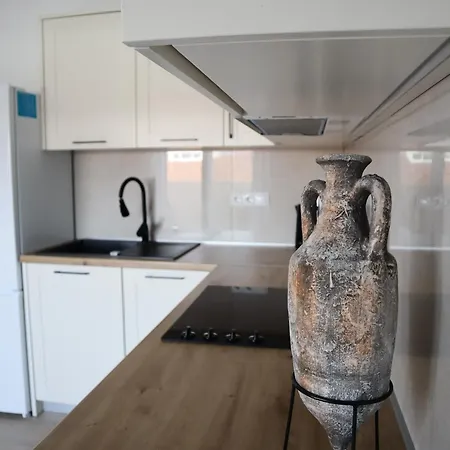 Ivoni Seaview شقة زادار